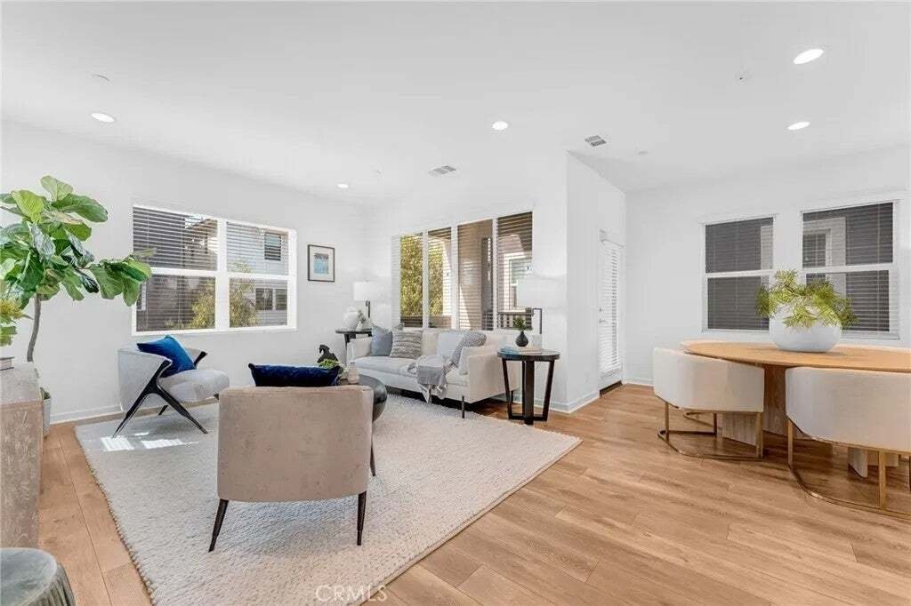 Townhouse in Costa Mesa, California, United States 1 - 18703191
