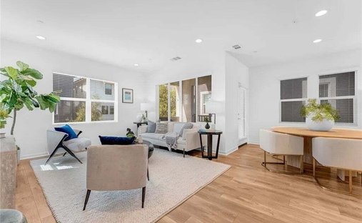 Townhouse in Costa Mesa, California, United States 1