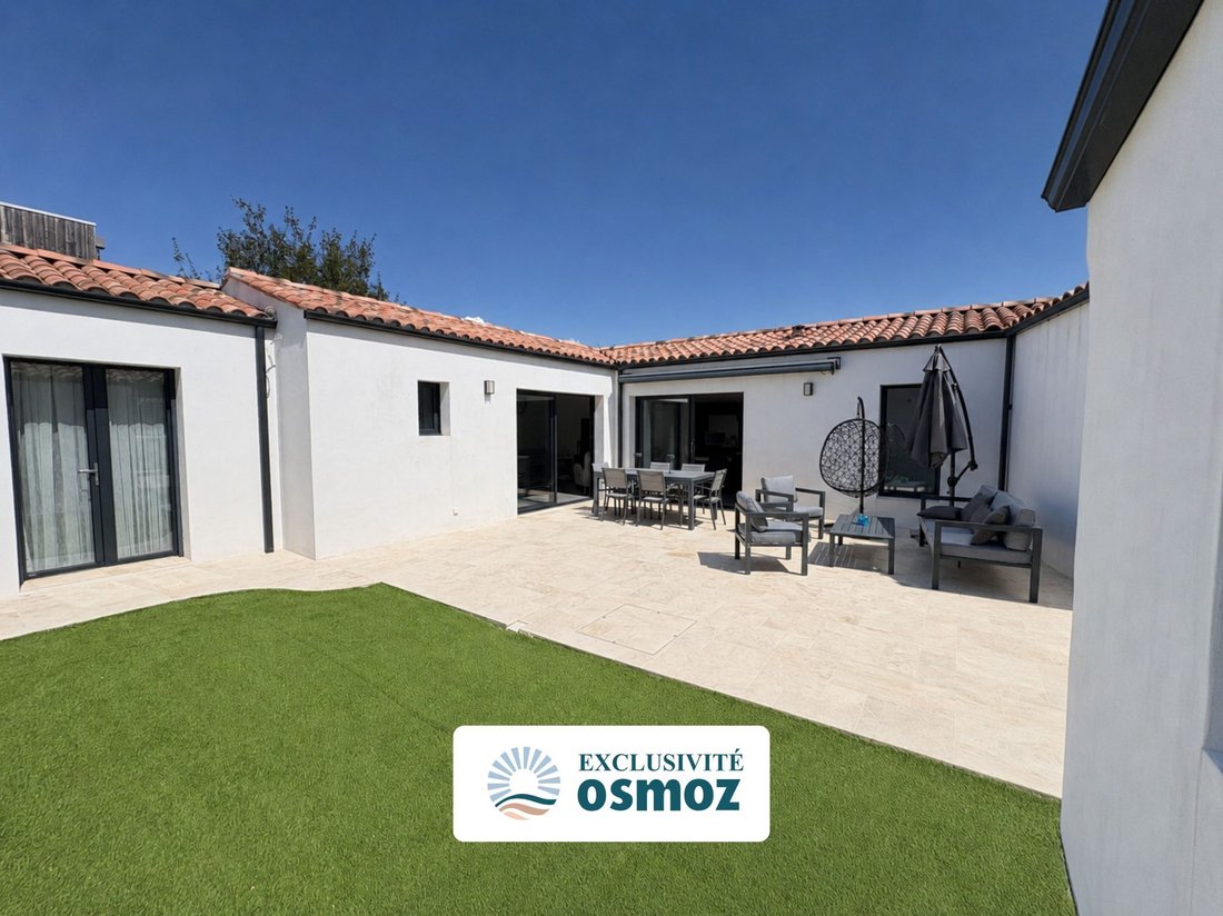 House in Dompierre-sur-Mer, Nouvelle-Aquitaine, France 2 - 18708276