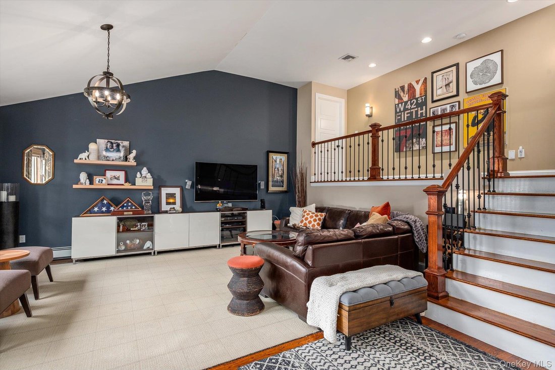 House in Wantagh, New York, United States 5 - 18708712