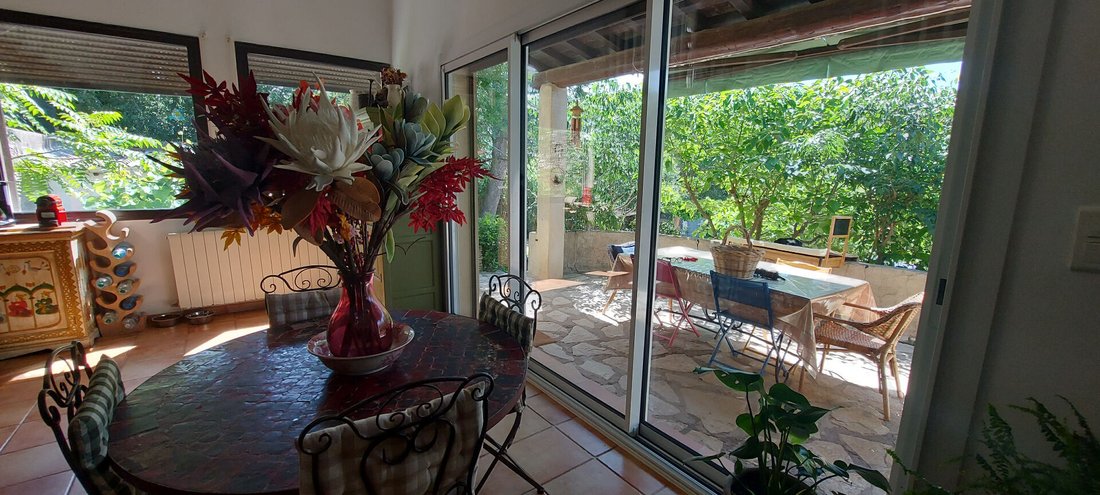 Villa in Esplanade, Nimes, France 4 - 18707415