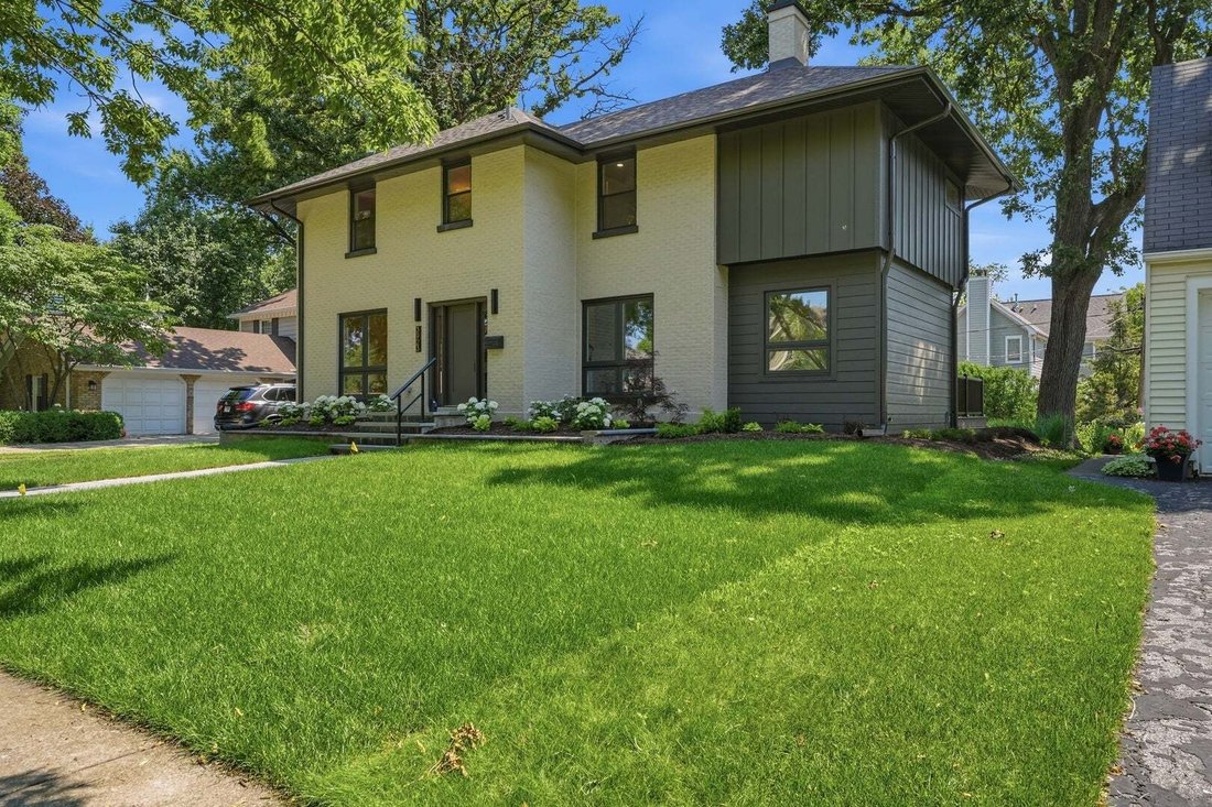 House in Western Springs, Illinois, United States 2 - 18713927