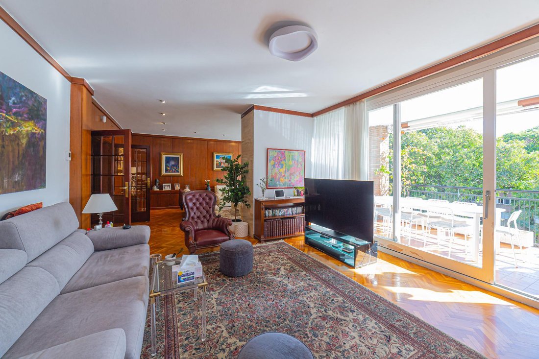 Apartment in Sarrià-Sant Gervasi, Barcelona, Spain 2 - 18302443