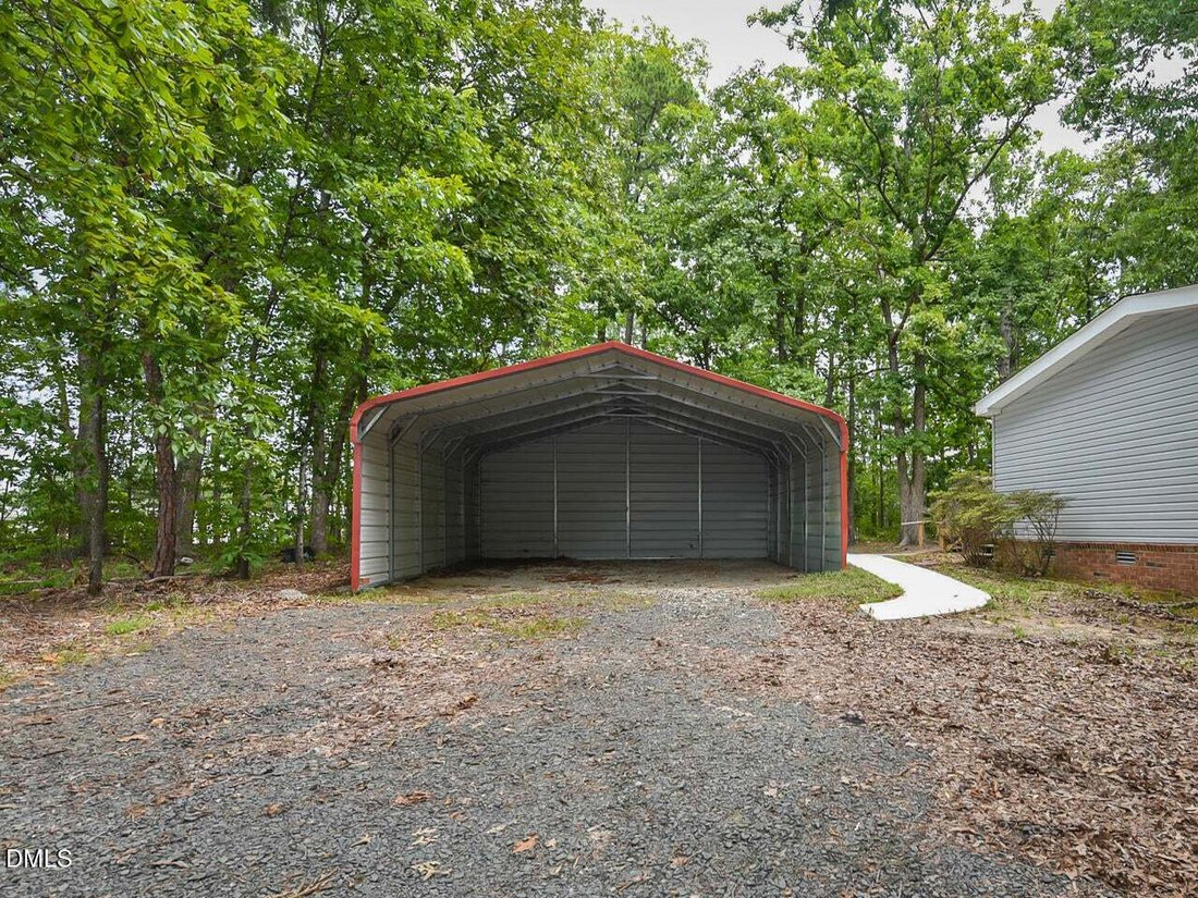 Land in Morrisville, North Carolina, United States 5 - 18708524