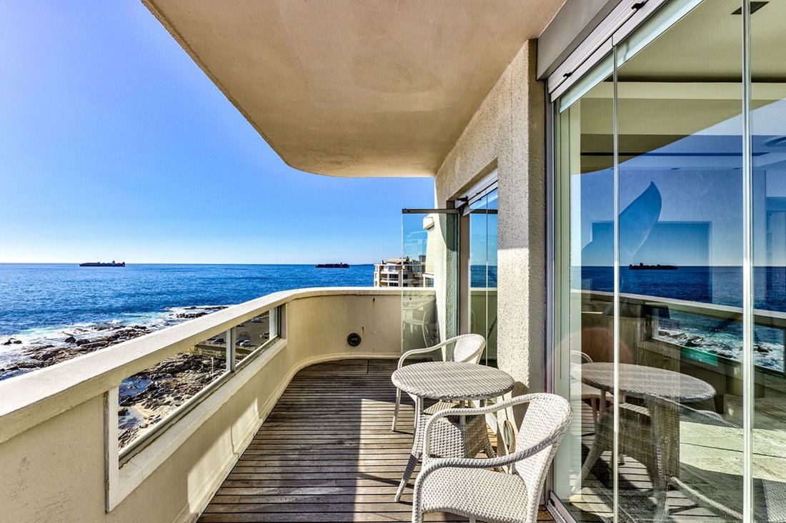 Apartment in City Centre, Cape Town, South Africa 2 - 18710180