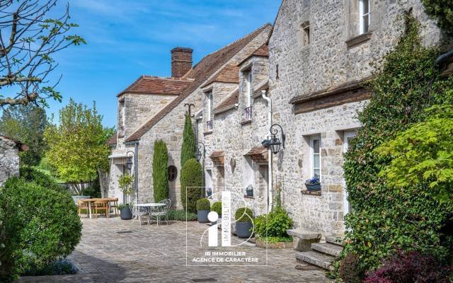 Estate in Fontainebleau, Ile-de-France, France 5 - 17779287
