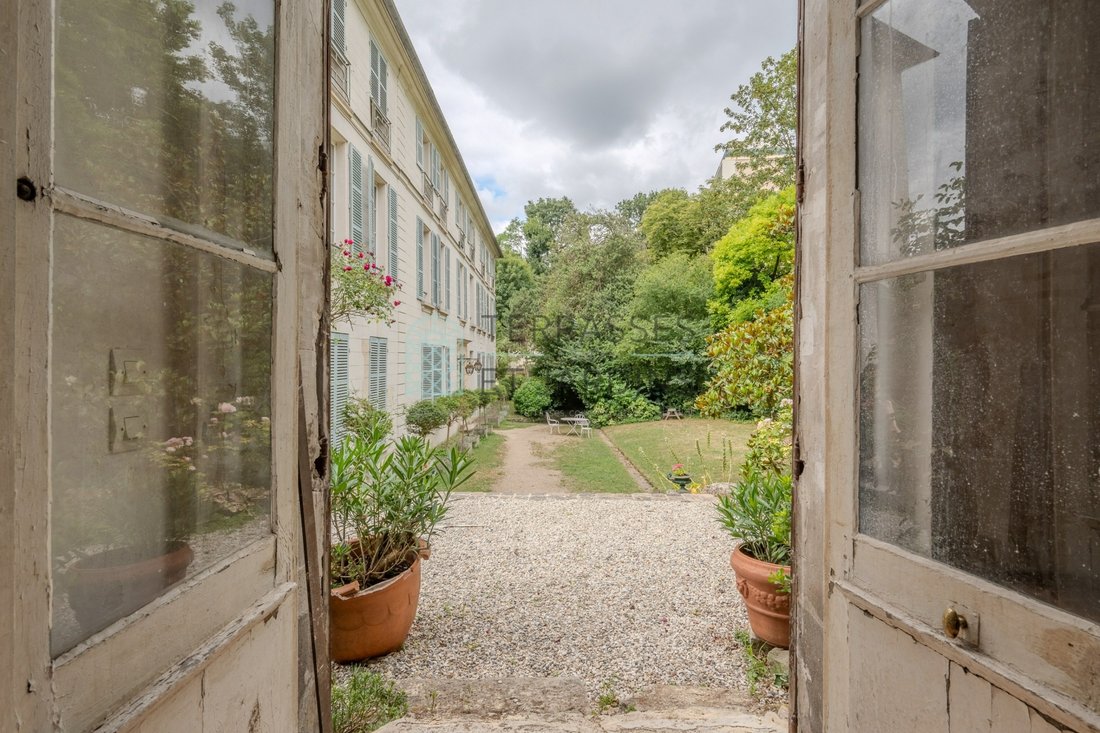 House in Beau Site-Pommerets-Binelles, Sevres, France 2 - 18713348