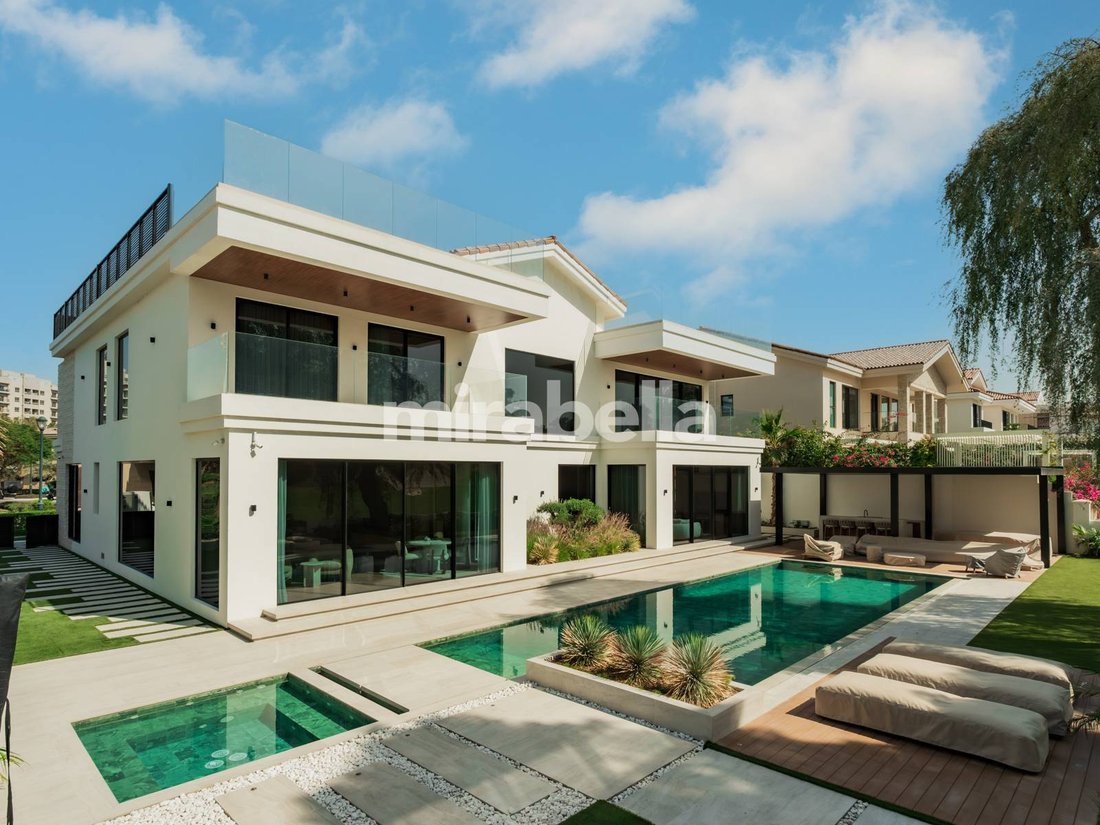 Villa in Jumeirah Golf Estates, Dubai, United Arab Emirates 1 - 18710357