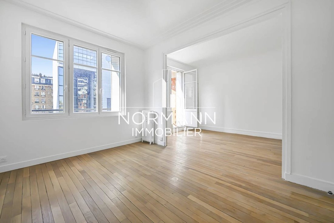Apartment in Puteaux, Ile-de-France, France 4 - 15869444