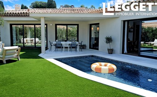 Villa à Ville-Les Saquedes-Le Bouillonnet, Sainte-Maxime, France 1