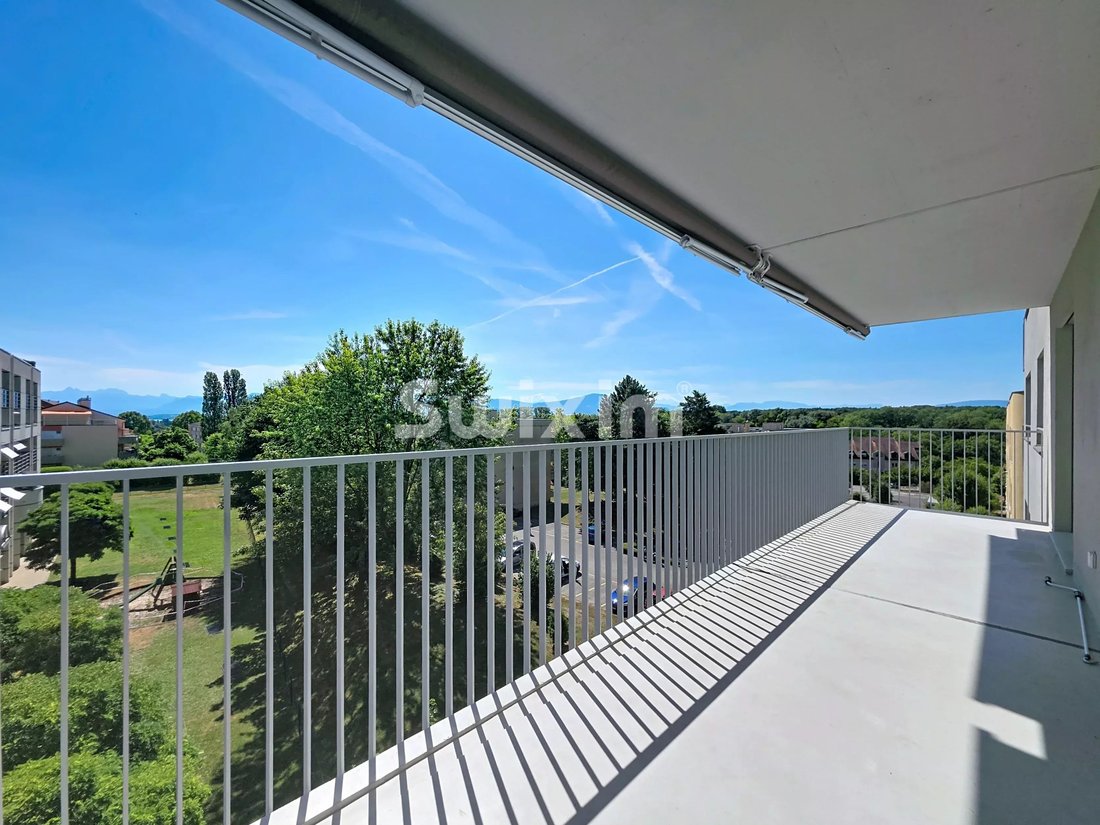 Apartment in Nyon, Vaud, Switzerland 3 - 18704452