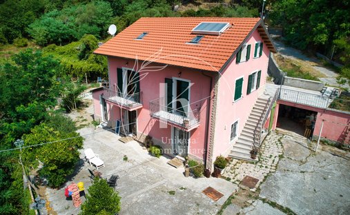 Maison à Quiliano, Ligurie, Italie 1
