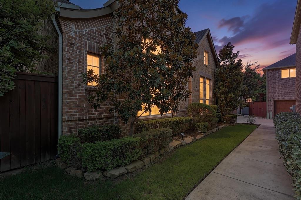 House in Farmers Branch, Texas, United States 5 - 18708769