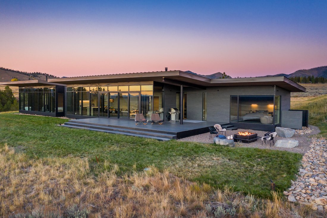 House in Stanley, Idaho, United States 2 - 18703581