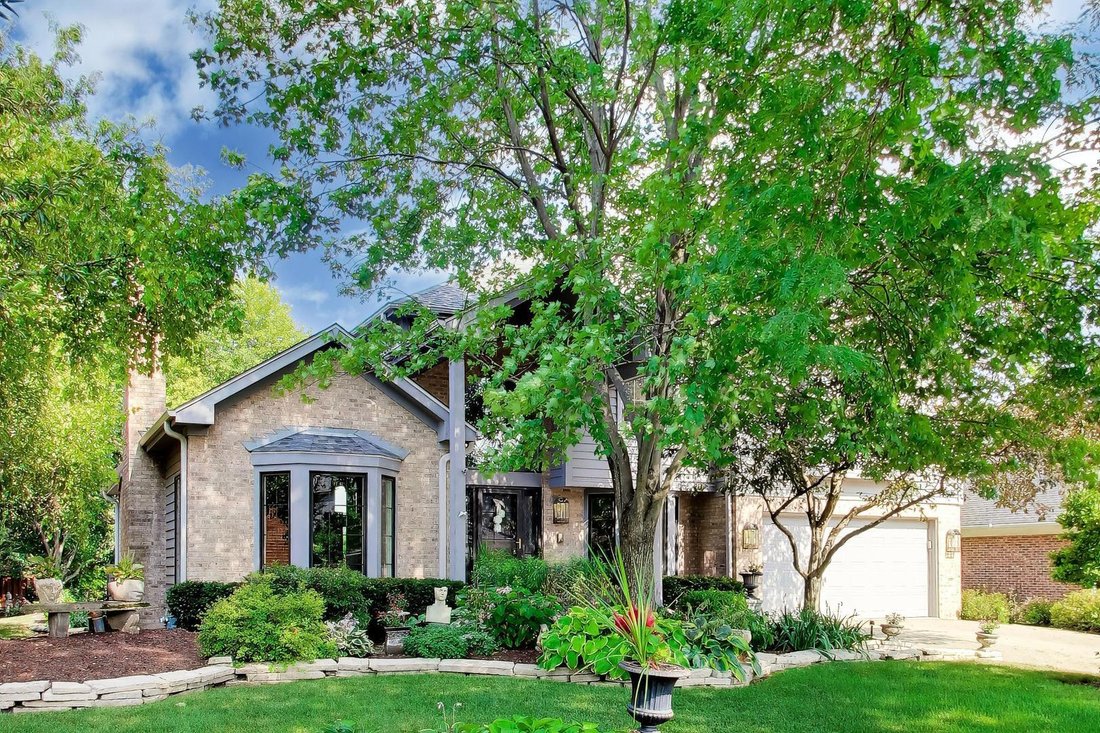 House in Arlington Heights, Illinois, United States 1 - 18709349