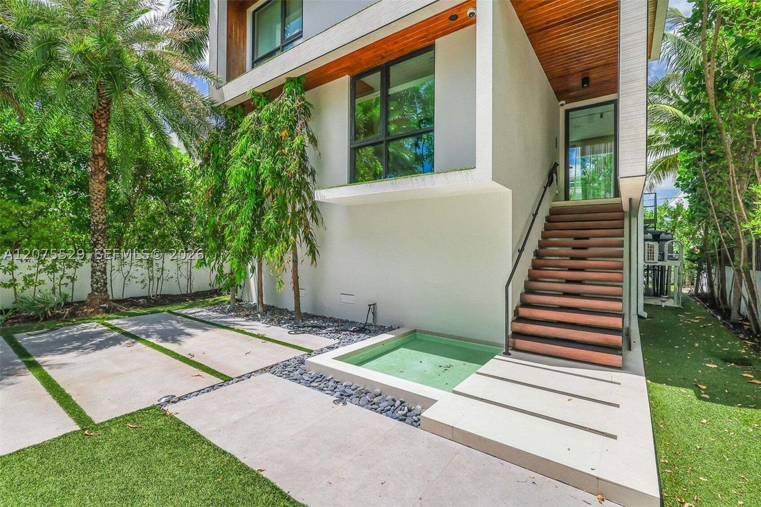 House in Miami Beach, Florida, United States 3 - 18706024