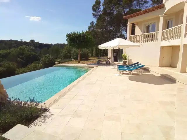 Villa en Barjols, Provenza-Alpes-Costa Azul, Francia 3 - 16321650