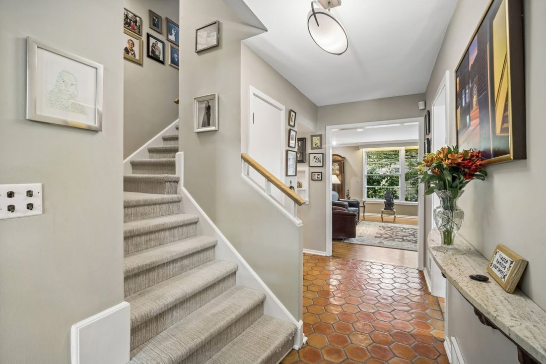 House in Highland Park, Illinois, United States 2 - 18708023