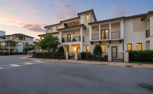 Residenza a Miami Springs, Florida, Stati Uniti 1