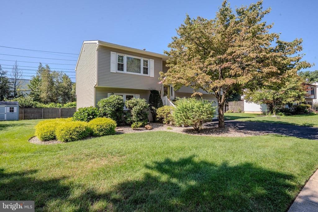 House in South Brunswick Township, New Jersey, United States 1 - 18702677