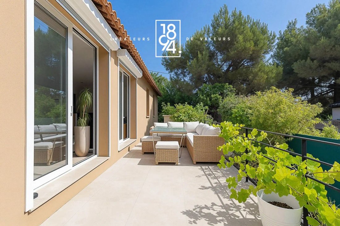 House in Saint-Cannat, Provence-Alpes-Côte d'Azur, France 1 - 18428647