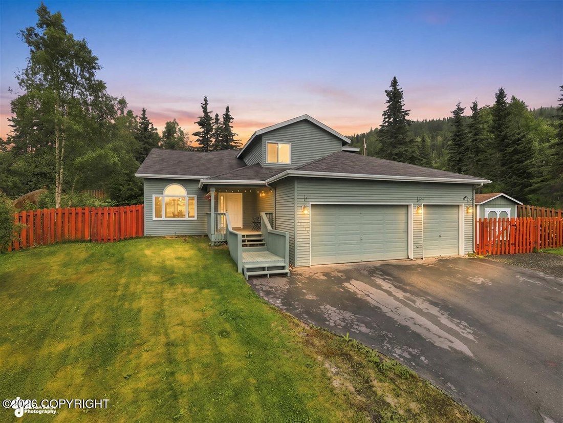 House in Anchorage, Alaska, United States 1 - 18709604