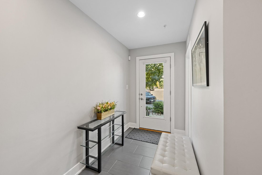 Townhouse in Bethesda, Maryland, United States 4 - 18708934