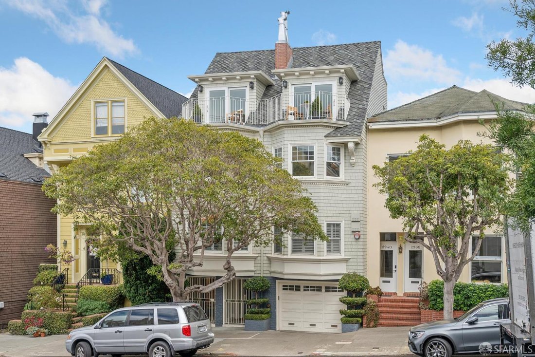 Condo in San Francisco, California, United States 3 - 18705072