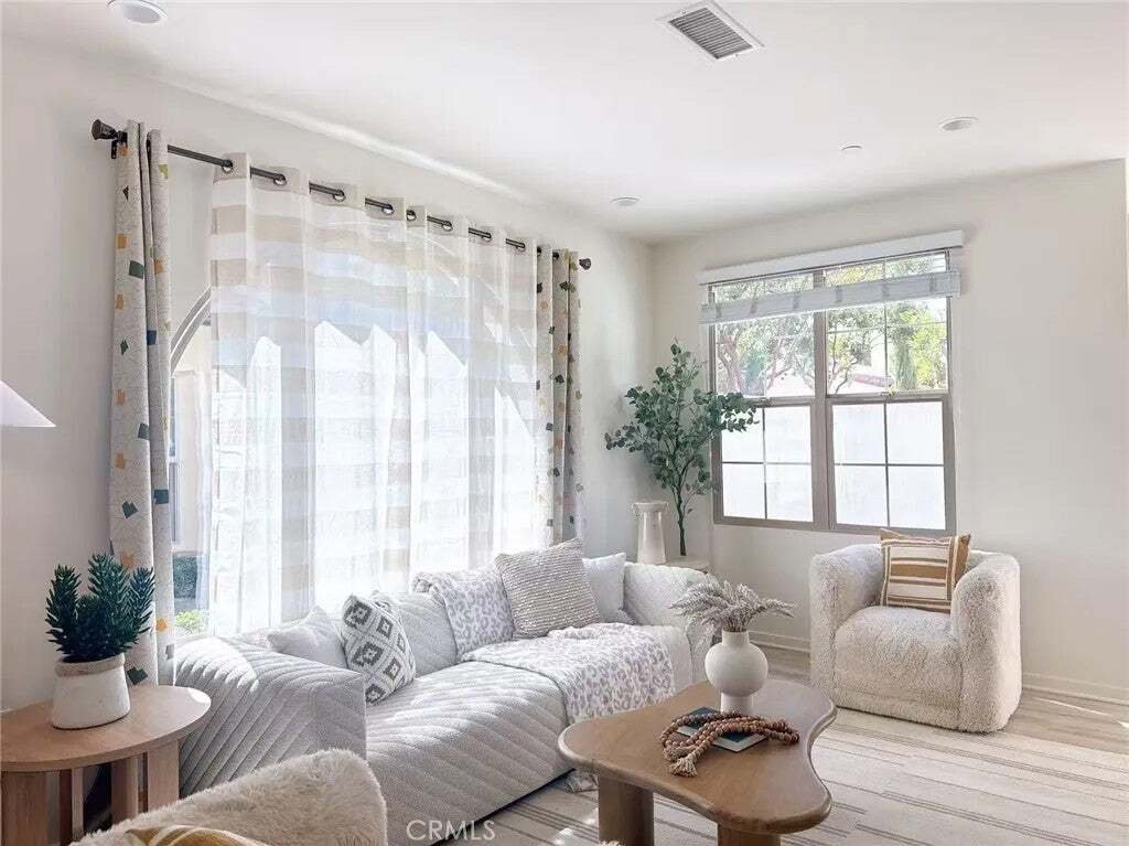 Condo in Irvine, California, United States 3 - 18708591