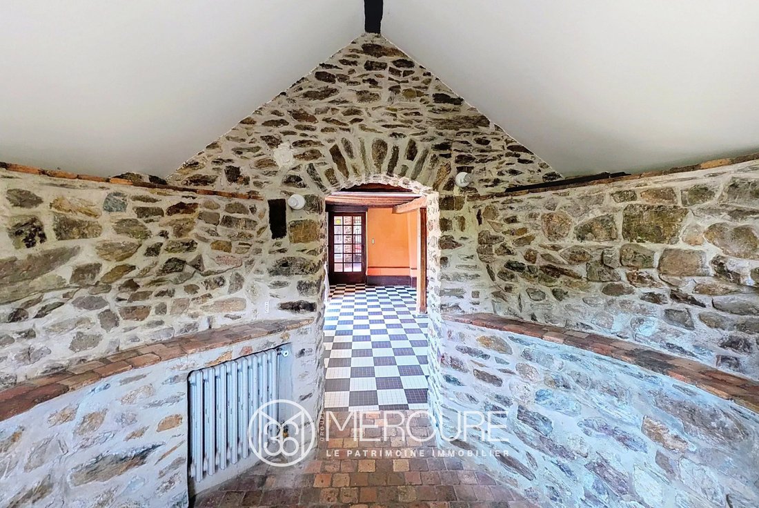 Estate in Gué d'Orger-Dacterie, Laval, Pays de la Loire 3 - 18704494