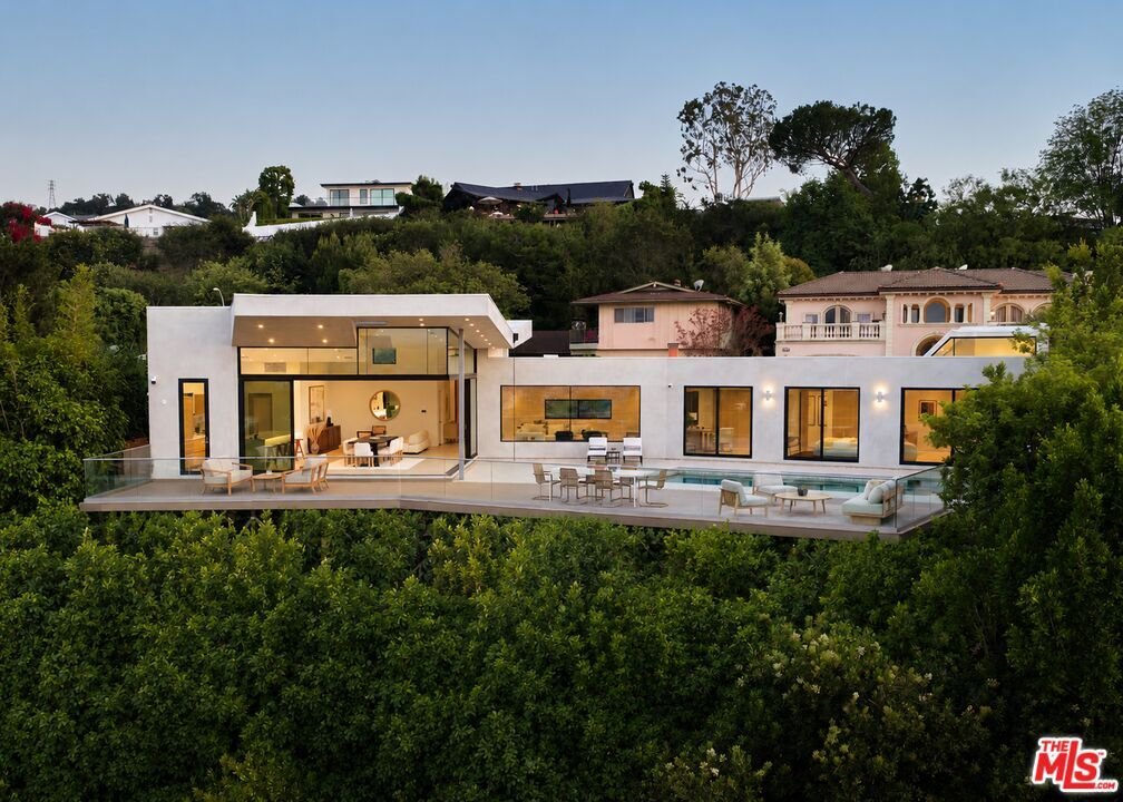 House in Los Angeles, California, United States 1 - 18706492