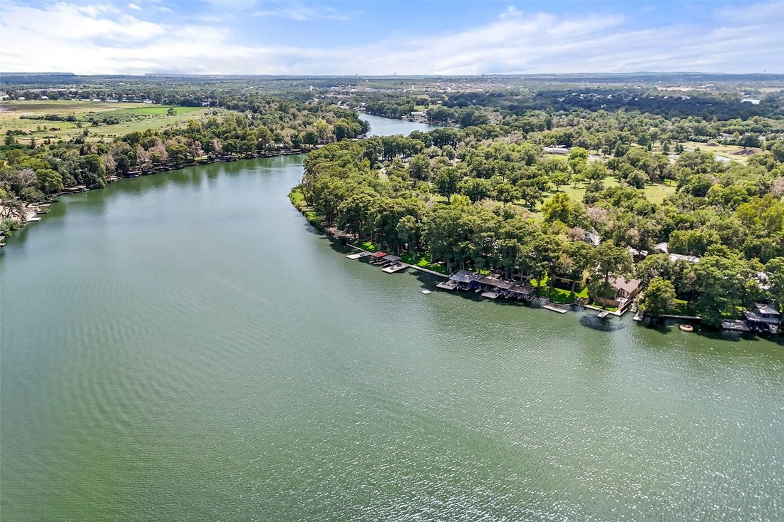 House in New Braunfels, Texas, United States 4 - 18706536