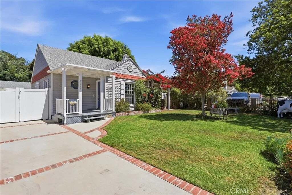 House in Los Angeles, California, United States 3 - 18705885