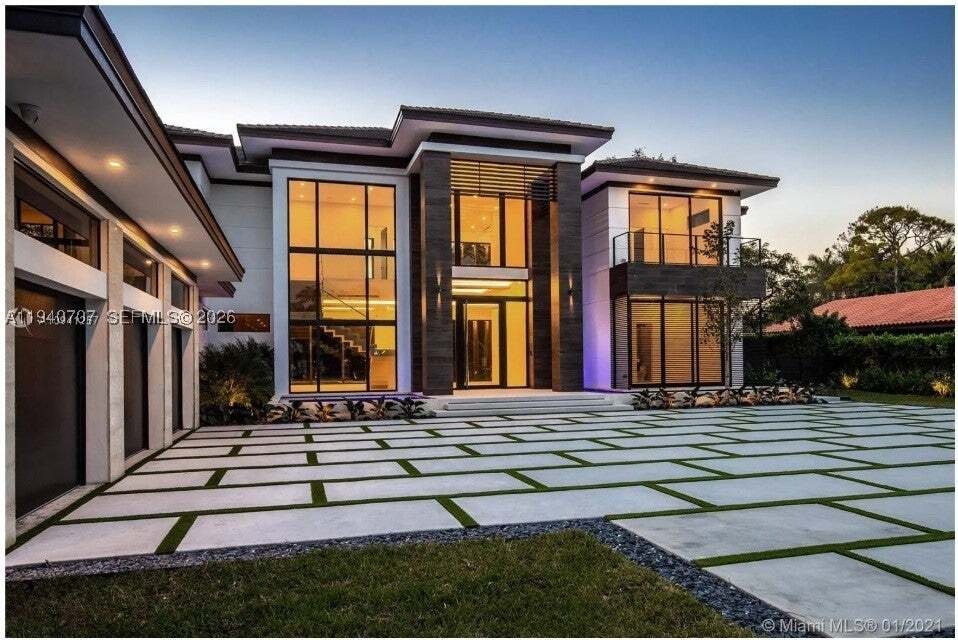 House in Miami, Florida, United States 4 - 16893709