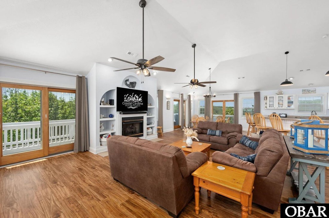 House in Corolla, North Carolina, United States 3 - 18705015