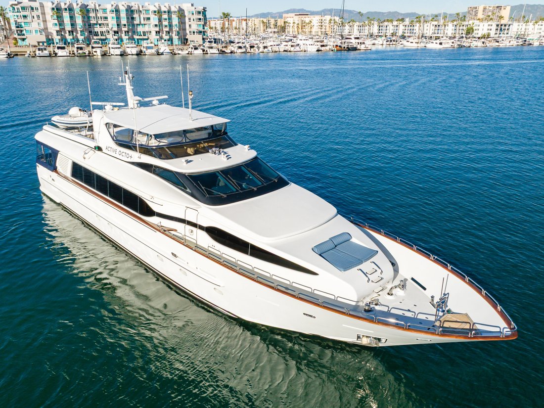 Yacht in United States 4 - 17885344