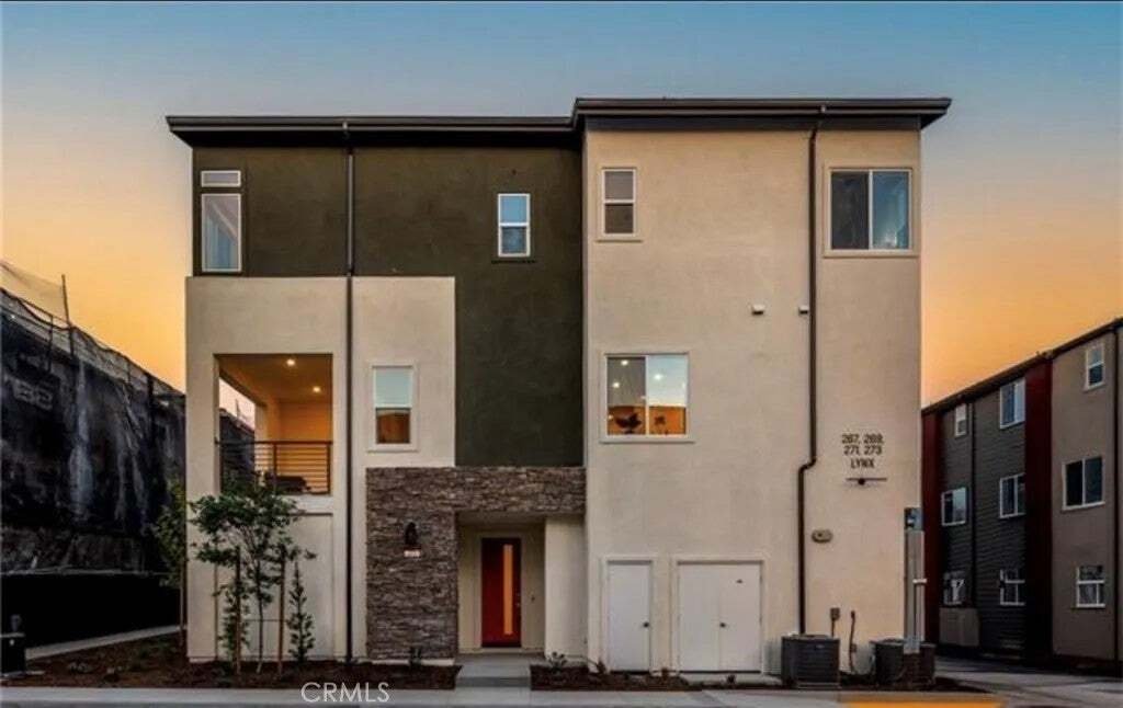 Townhouse in Irvine, California, United States 1 - 18703227