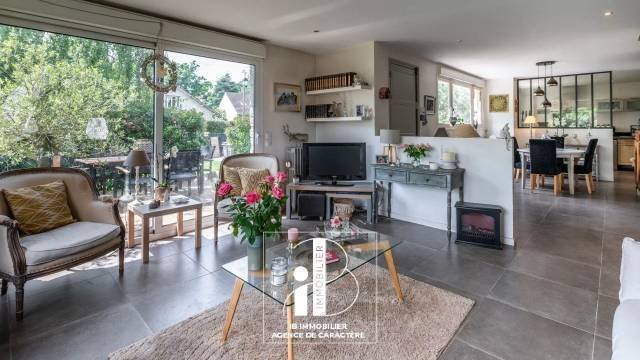House in Bourron-Marlotte, Ile-de-France, France 2 - 16327997