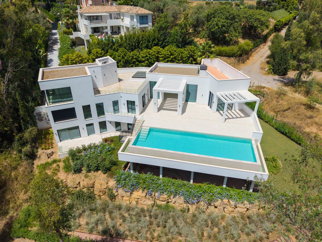 Villa in Guadiaro, San Roque, Andalusia 2 - 18708613