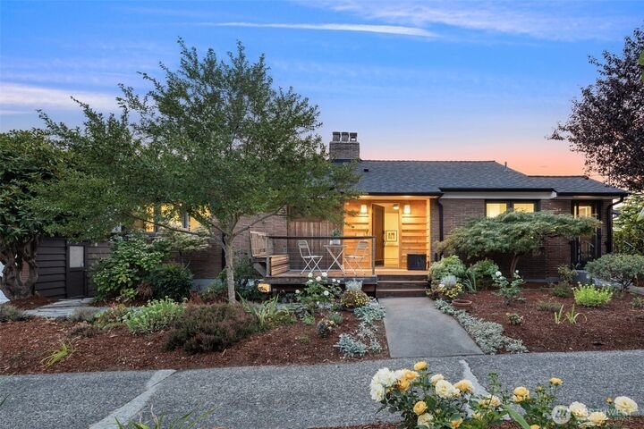 House in Seattle, Washington, United States 1 - 18708377