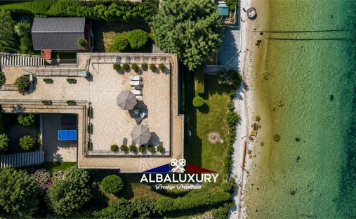 Villa in Padenghe am Gardasee, Lombardei, Italien 1
