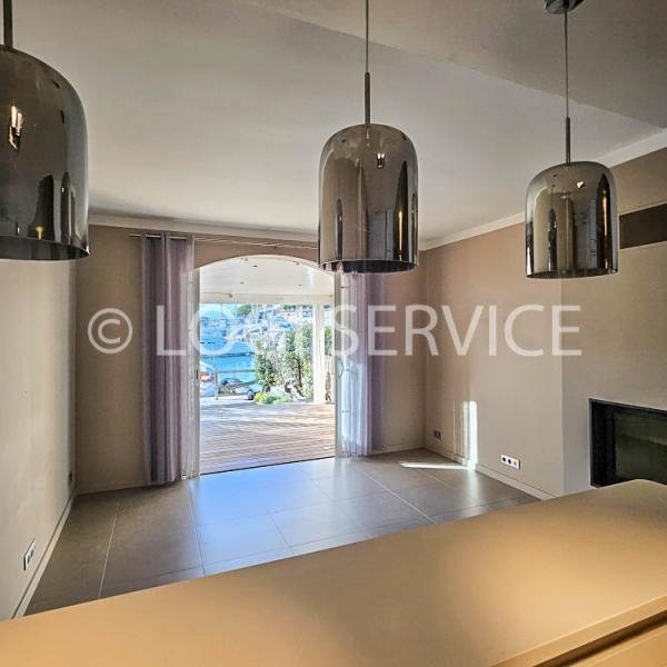 House in Zone Ouest Urbaine, Saint-Tropez, France 3 - 18013592