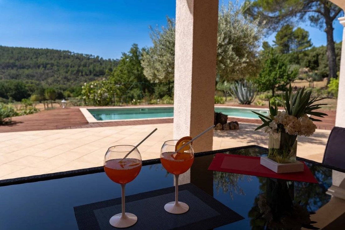 Villa en Salernes, Provenza-Alpes-Costa Azul, Francia 5 - 16246668