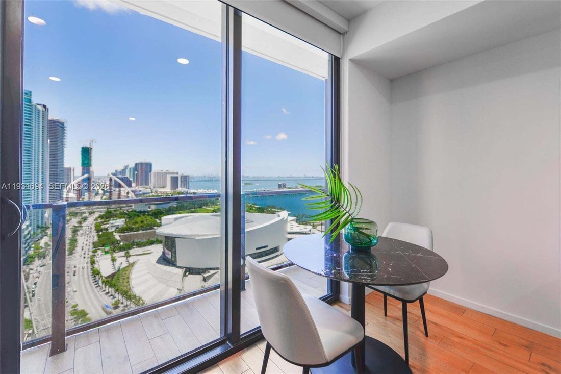 Condominio en Miami, Florida, Estados Unidos 2 - 18703125