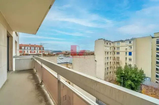 Apartment in Espaces Jeunes, Issy-les-Moulineaux, France 2 - 16784753