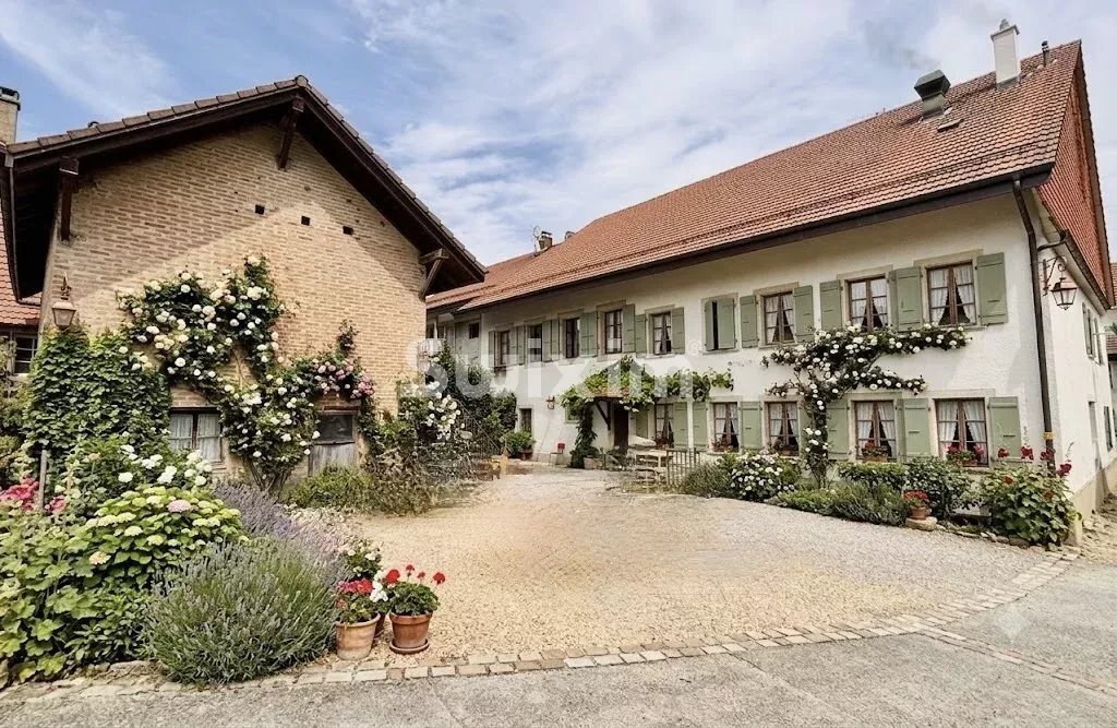 Estate in Rovray, Vaud, Switzerland 3 - 18714111