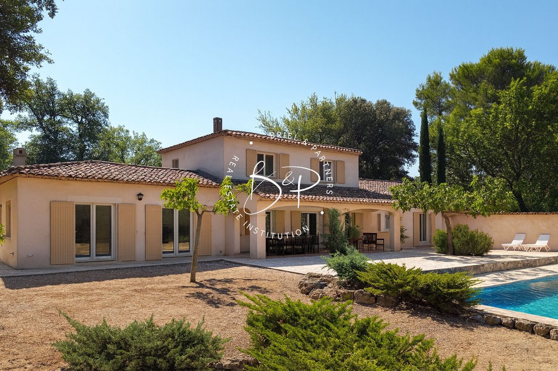 Villa in Saint-Antonin-du-Var, Provence-Alpes-Côte d'Azur, France 2 - 18704554