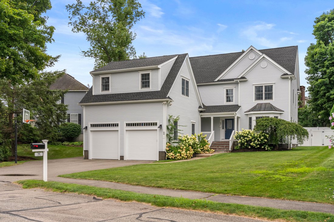 Casa a Needham, Massachusetts, Stati Uniti 2 - 18702588