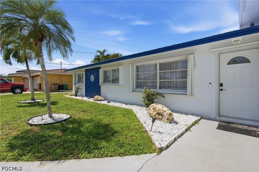 House in Cape Coral, Florida, United States 5 - 18705183