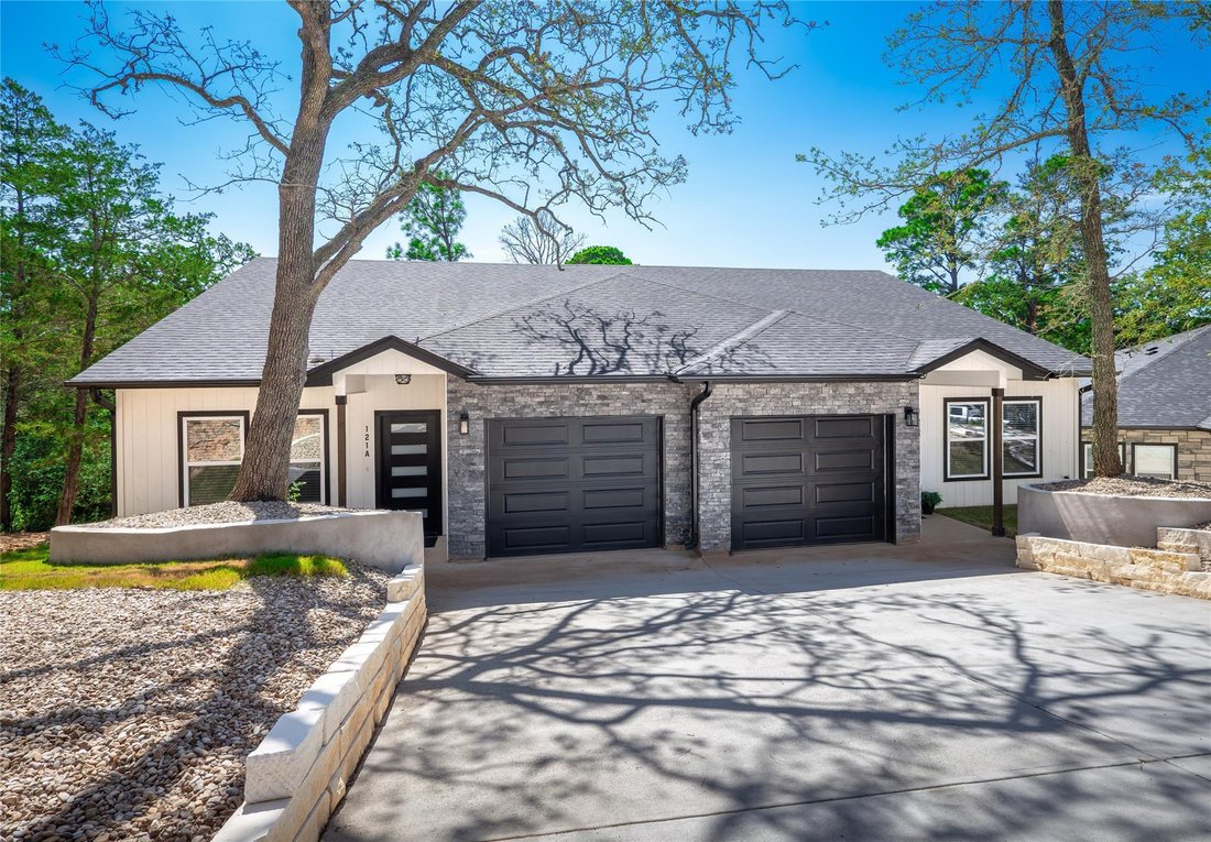 House in Bastrop, Texas, United States 1 - 18705500